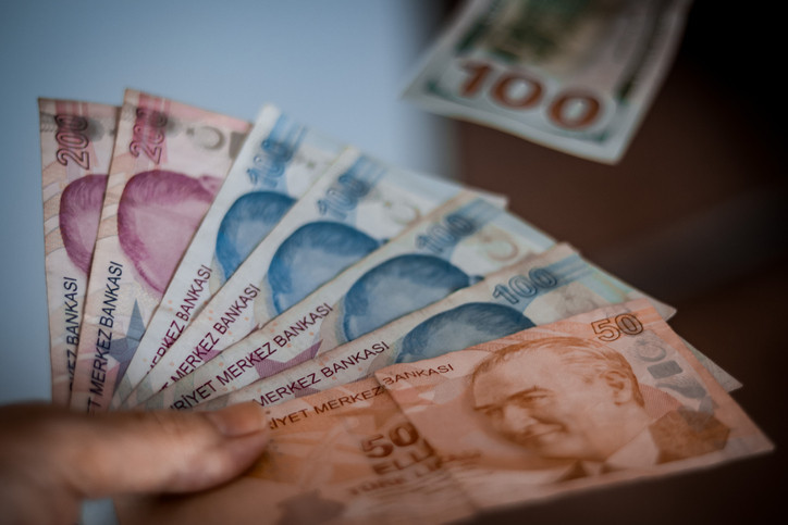 EN DÜŞÜK EMEKLİ MAAŞI 11 BİN LİRANIN ÜZERİNE ÇIKABİLİR