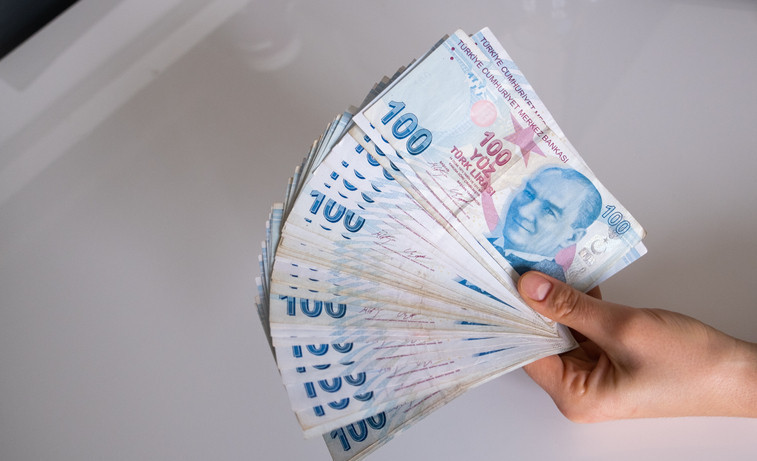 EN DÜŞÜK EMEKLİ MAAŞI 10 BİN LİRA OLDU