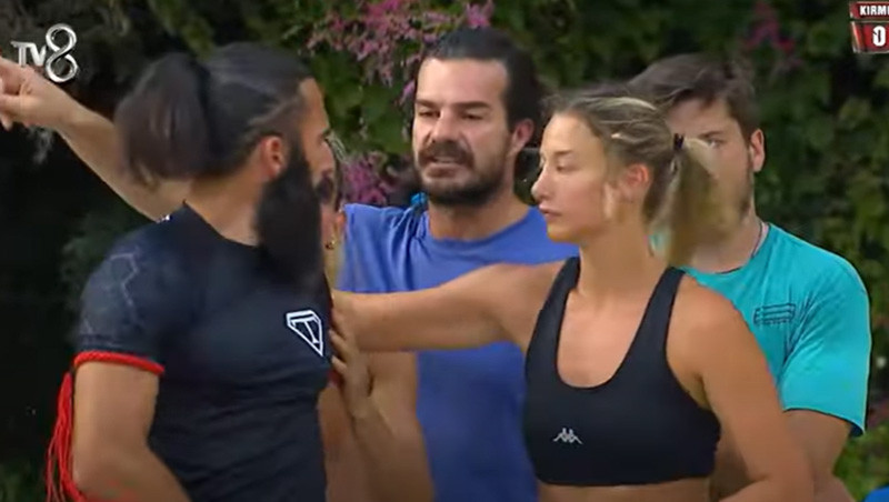 HAKAN VE TURABİ ARASINDA TANSİYON YÜKSELDİ