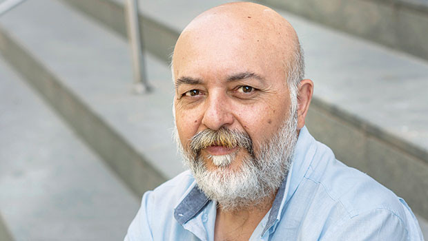 Settar Tanrıöğenin sağlık durumu nasıl Settar Tanrıöğen kimdir, kaç yaşında, hastalığı ne Kızılcık Şerbetinin Abdullahından kötü haber...  Hastaneden ilk açıklama geldi