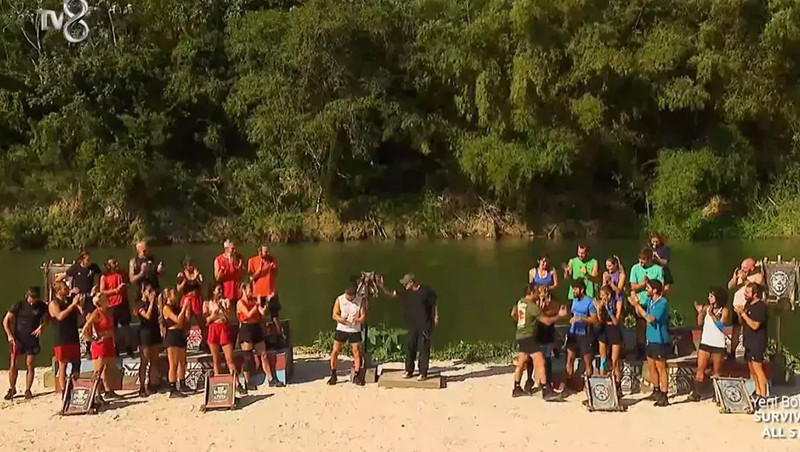 27 OCAK SURVİVOR HAFTANIN İLK ELEME ADAYI: Dün akşam Survivor eleme adayı kim oldu, dokunulmazlık oyununu hangi takım kazandı Konseyde tansiyon yükseldi... İşte Survivor eleme potasına giden isim 27 OCAK SURVİVOR HAFTANIN İLK ELEME ADAYI: Dün akşam Survivor eleme adayı kim oldu, dokunulmazlık oyununu hangi takım kazandı Konseyde tansiyon yükseldi... İşte Survivor eleme potasına giden isim