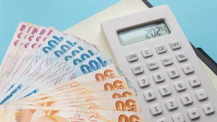 EN DÜŞÜK 4A, 4B EMEKLİ AYLIĞI 10 BİN LİRAYA YÜKSELDİ