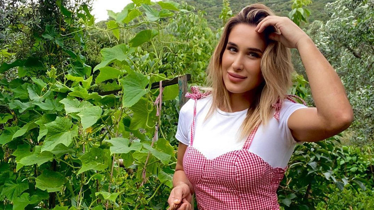 Survivor Sema Aydemir kaç yaşında, evli mi, kaç kardeşi var Survivor Sema Aydemir kimdir, Seda Aydemir ile ikiz mi, hangi takımda