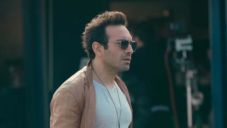 BUĞRA GÜLSOY KİMDİR, KAÇ YAŞINDA VE NERELİ