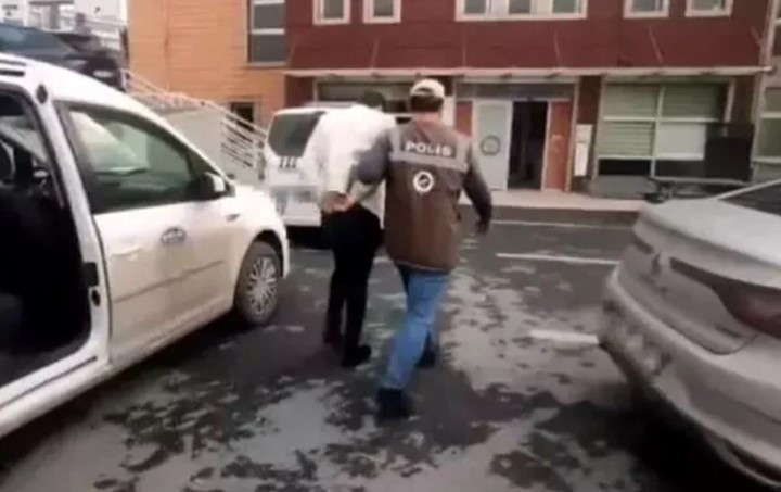 CEZASINDA İNDİRİM UYGULANARAK HÜKMÜN AÇIKLANMASI GERİYE BIRAKILMIŞTI CEZASINDA İNDİRİM UYGULANARAK HÜKMÜN AÇIKLANMASI GERİYE BIRAKILMIŞTI