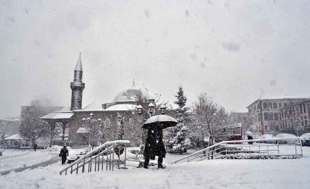 BUGÜN OKULLAR TATİL Mİ