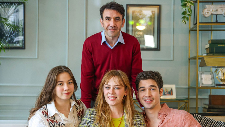 BAHAR DİZİSİ KONUSU