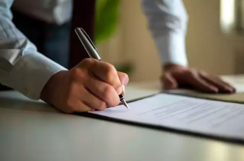 BİRÇOK ÜLKEDE ÇALIŞMA SAATLERİ DÜŞTÜ