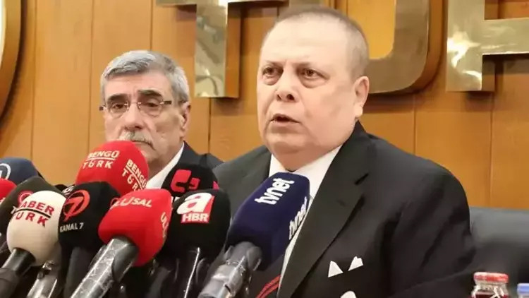 PEVRUL KAVLAK NEDEN ÖLDÜ, HASTALIĞI NEYDİ