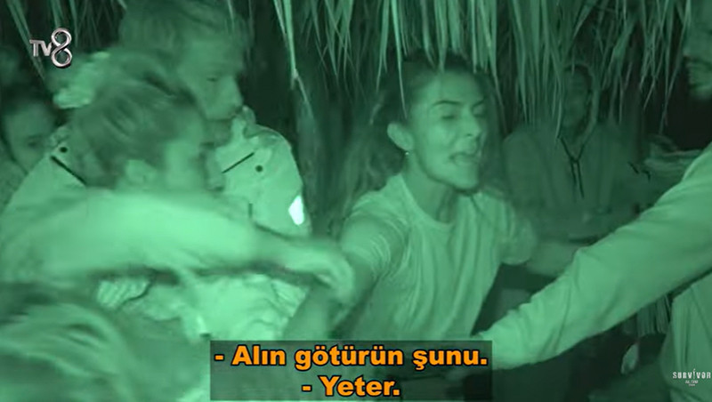 SEDA VE PINAR BİRBİRİNE GİRDİ SEDA VE PINAR BİRBİRİNE GİRDİ