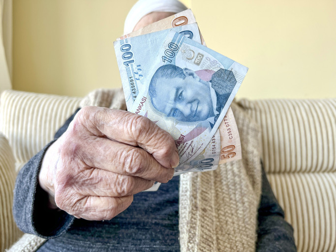 KADEMELİ EMEKLİLİK DÜZENLEMESİ NEDİR