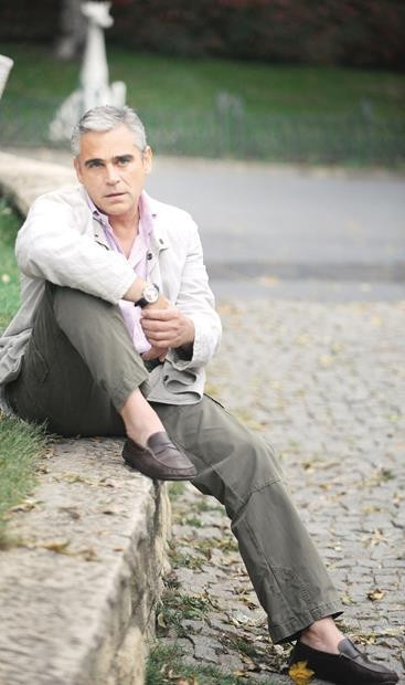 TOLGA SAVACI KİMDİR