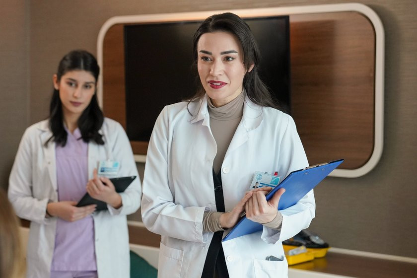 Ecem Özkaya (Rengin Çevik)