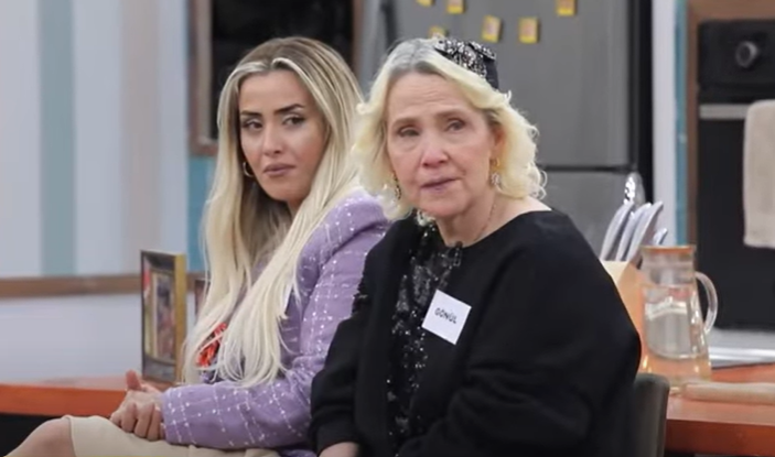 GELİNİM MUTFAKTA BİLEZİKLERİ KİM ALDI