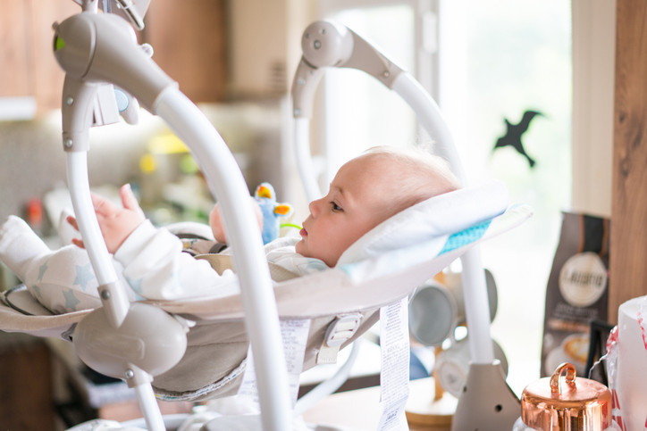 DÜZ VE SERT BİR ZEMİNDE UYUMALILAR DÜZ VE SERT BİR ZEMİNDE UYUMALILAR