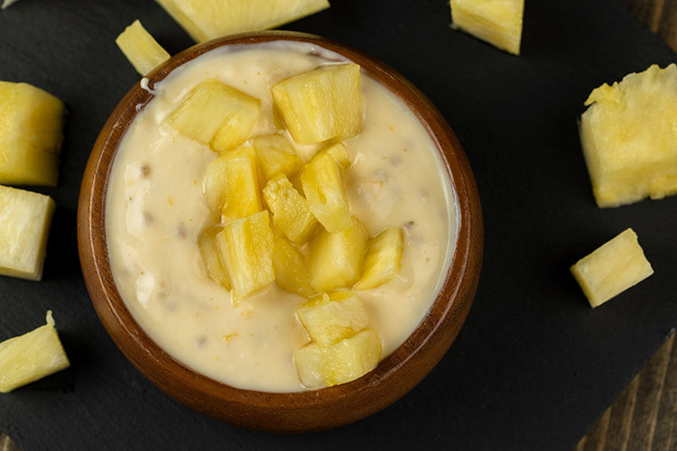 Ananaslı Yoğurtlu Mus