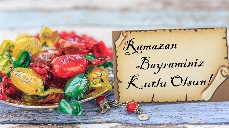 EN GÜZEL VE KISA RAMAZAN BAYRAMI MESAJLARI 2024 (Anlamlı ve yeni seçeneklerle) || Resimli, özel, hadisli, dualı, yepyeni Bayram Mesajları ile sevdiklerinize İyi Bayramlar dileyin Tıkla, görselli ve ücretsiz indir, paylaş