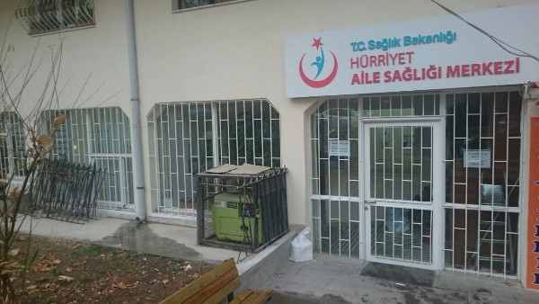 23 Nisan Salı (yarın) hastaneler, sağlık ocakları ve eczaneler açık mı 23 Nisanda sağlık kuruluşları kapalı mı, hizmet verecek mi İşte detaylar