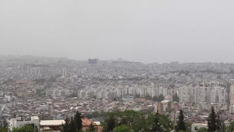 ANTALYA TOZ BULUTUYLA KAPLANDI