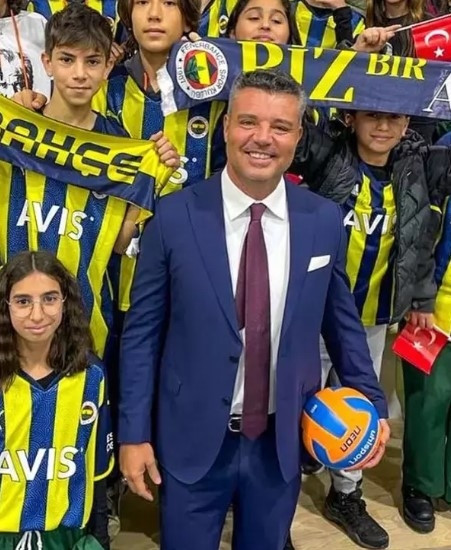 SAADETTİN SARAN ADAYLIKTAN ÇEKİLD Mİ