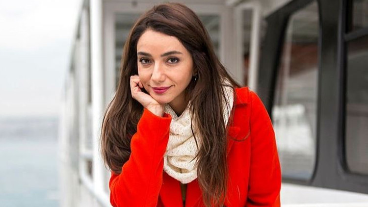 ÖYKÜ GÜRMAN ALBÜMLERİ