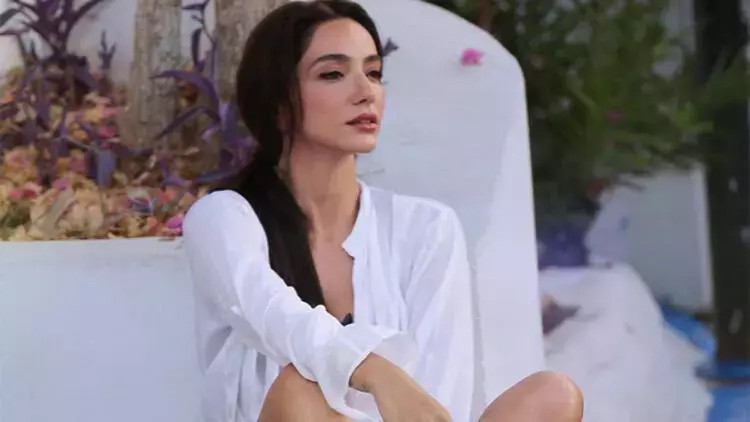 Sen Türkülerini Söyle jürisi Öykü Gürman kimdir, nereli, kaç yaşında, kiminle evli Öykü Gürman şarkıları ve TV dizileri