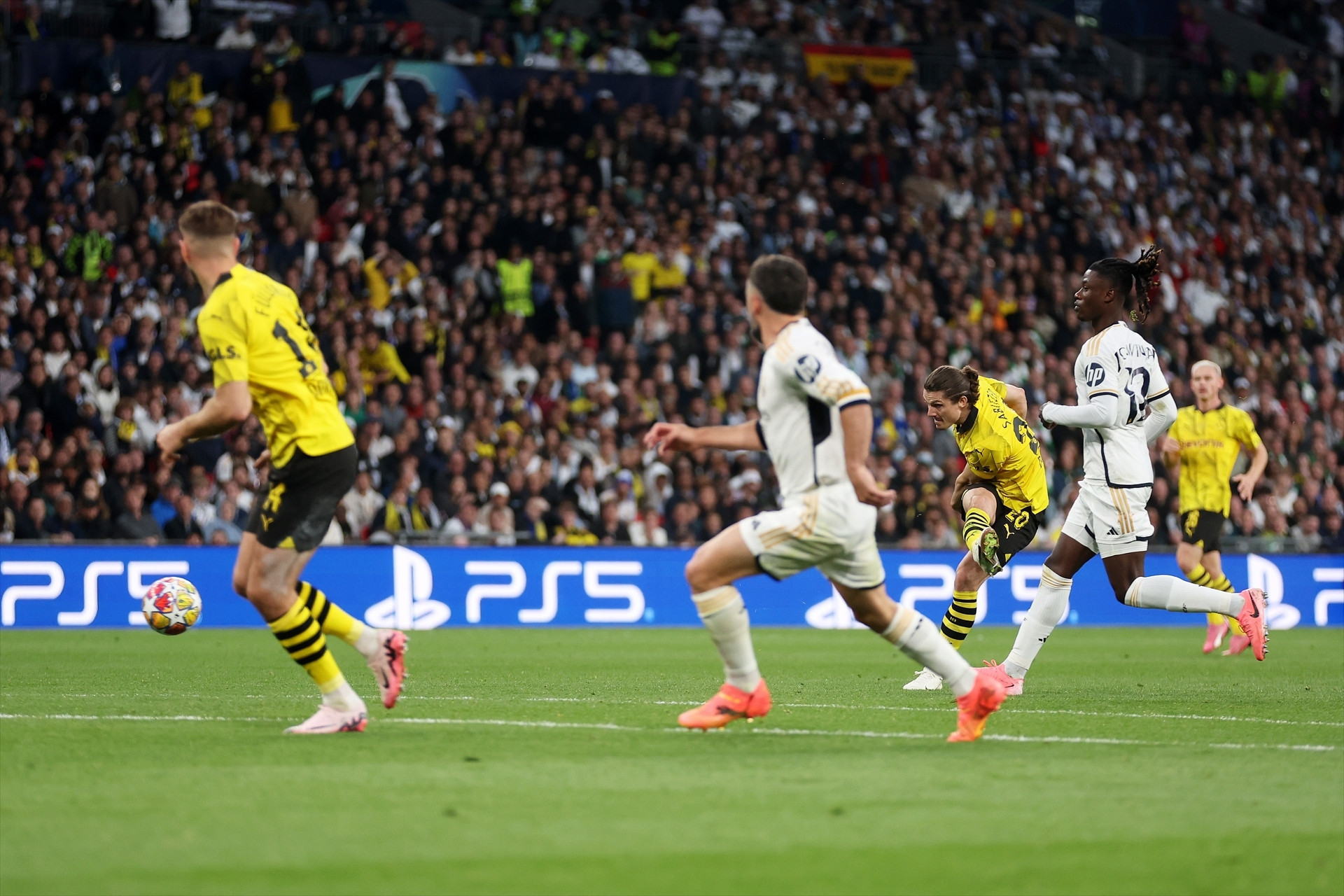 Borussia Dortmund - Real Madrid finalinden ekranlara yansımayanlar
