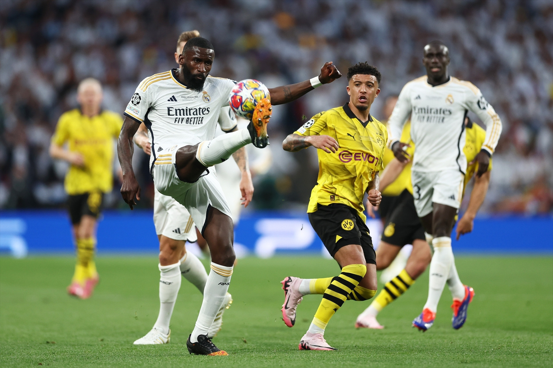 Borussia Dortmund - Real Madrid finalinden ekranlara yansımayanlar