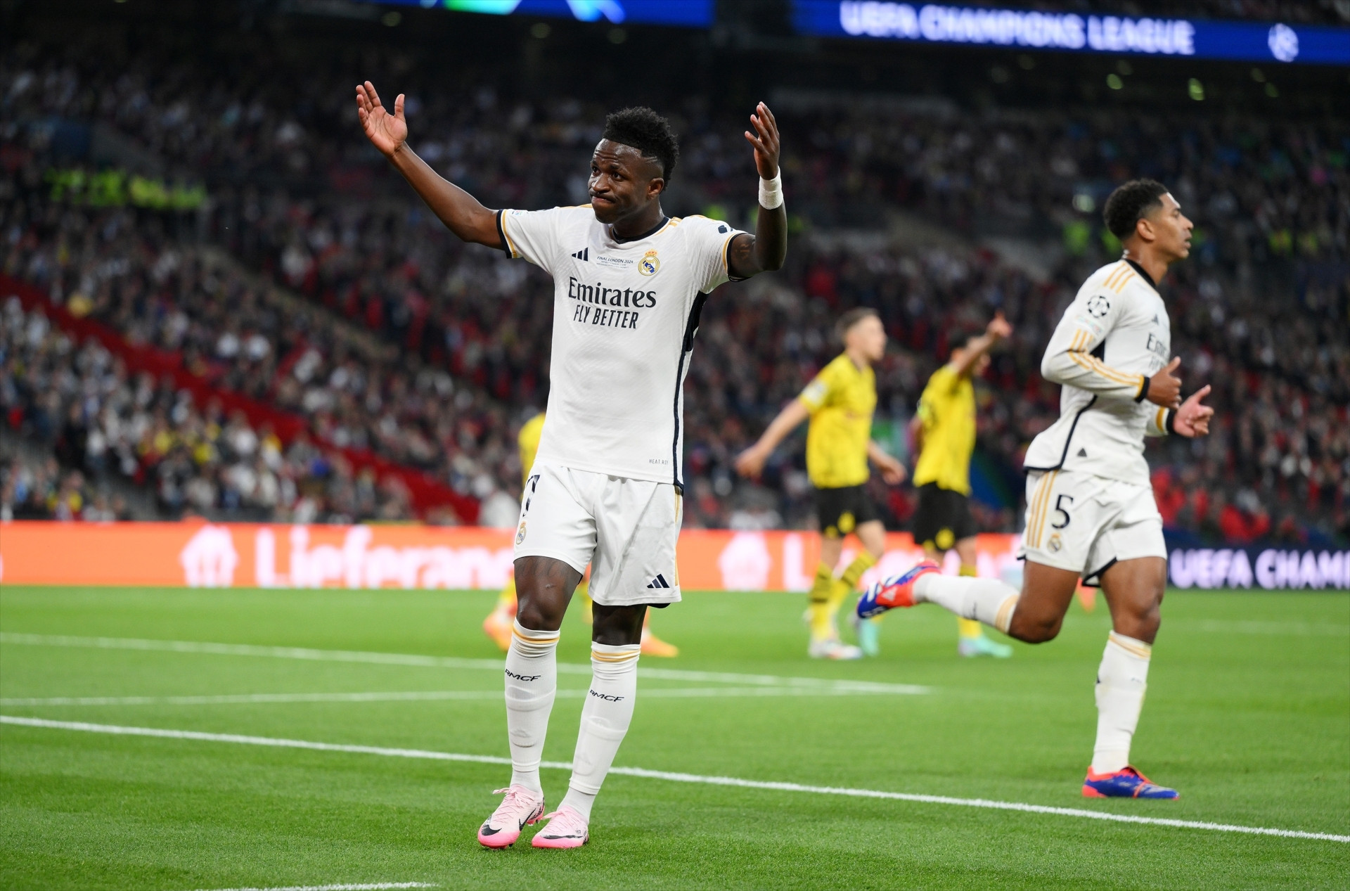 Borussia Dortmund - Real Madrid finalinden ekranlara yansımayanlar