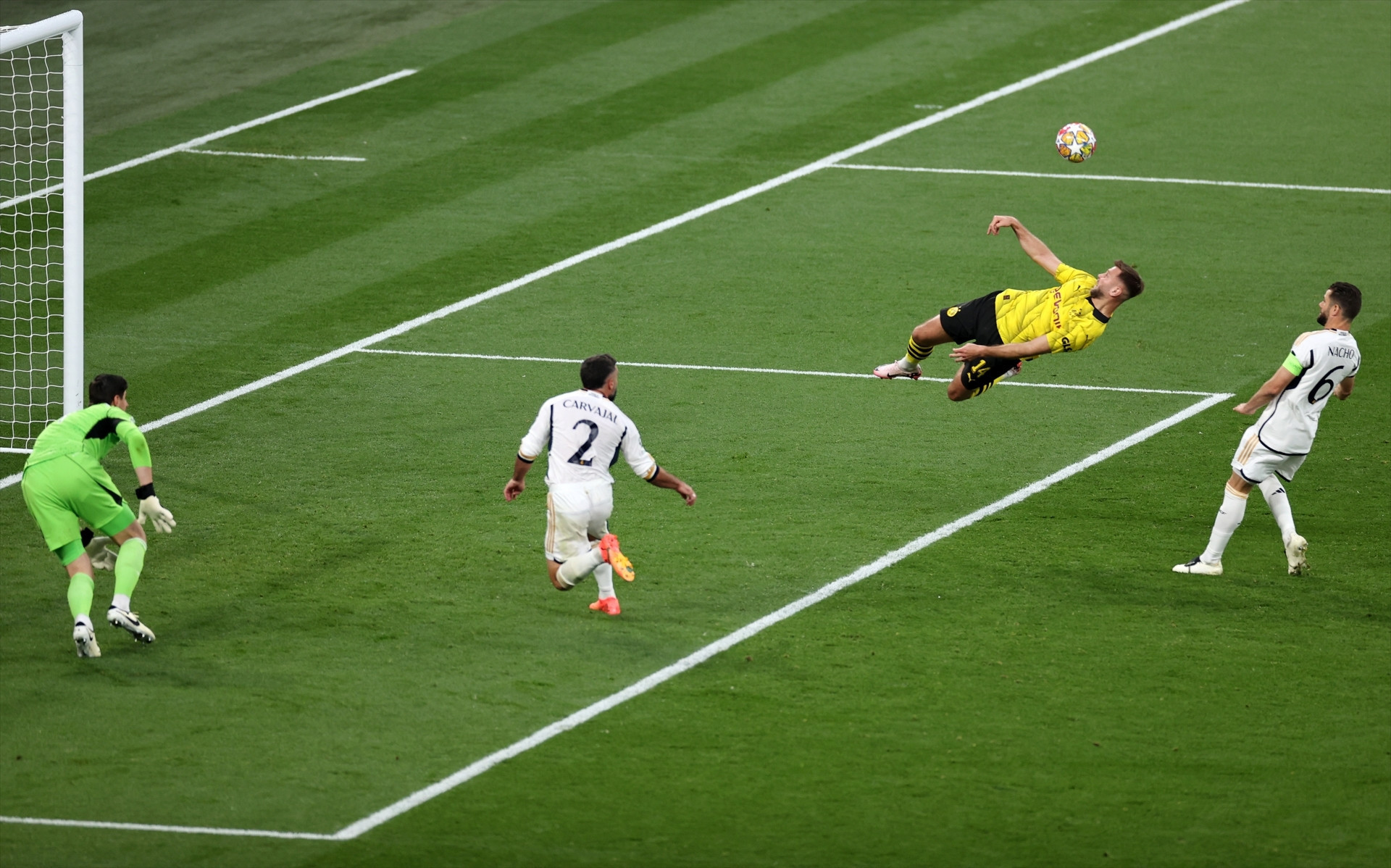 Borussia Dortmund - Real Madrid finalinden ekranlara yansımayanlar