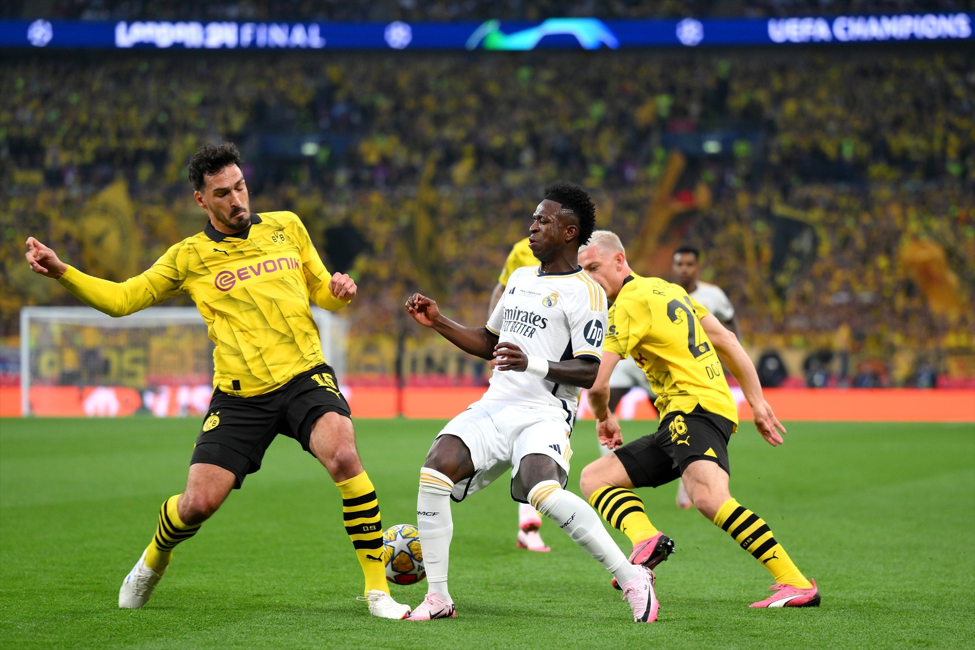 Borussia Dortmund - Real Madrid finalinden ekranlara yansımayanlar
