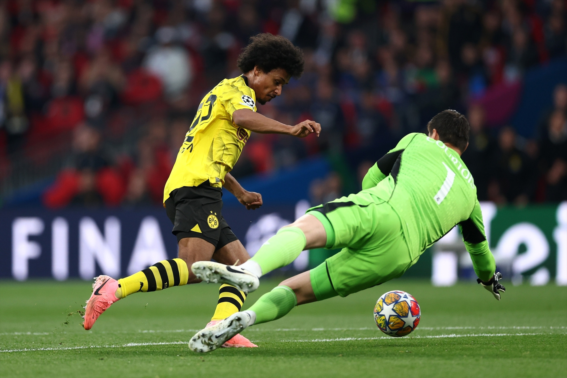Borussia Dortmund - Real Madrid finalinden ekranlara yansımayanlar