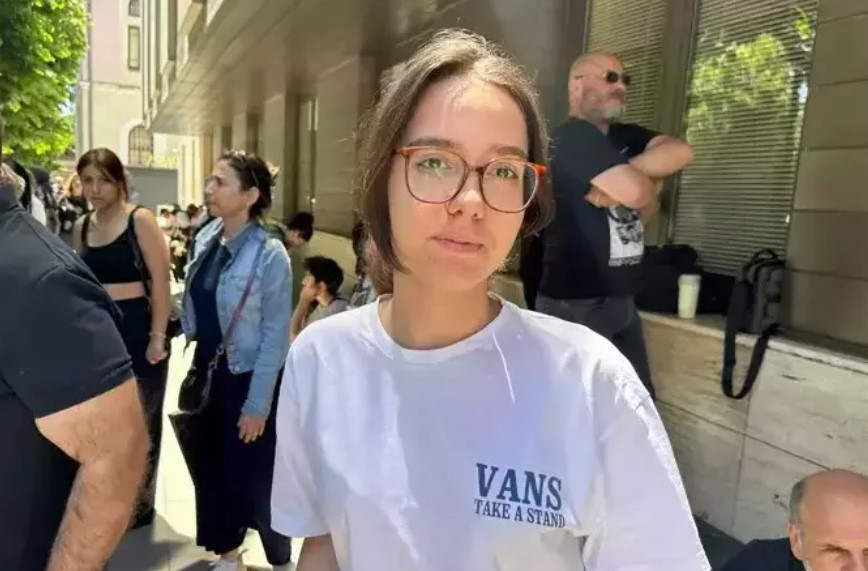 AYT KOLAY MIYDI, ZOR MUYDU YKS sınav yorumları: 2. oturum 9 Haziran 2024 || AYT ve YDT zor muydu, kolay mıydı Sınav Çıkışı Özel AYT sınavı bu yıl nasıldı YKS soru yorumları sosyal medyanın gündeminde