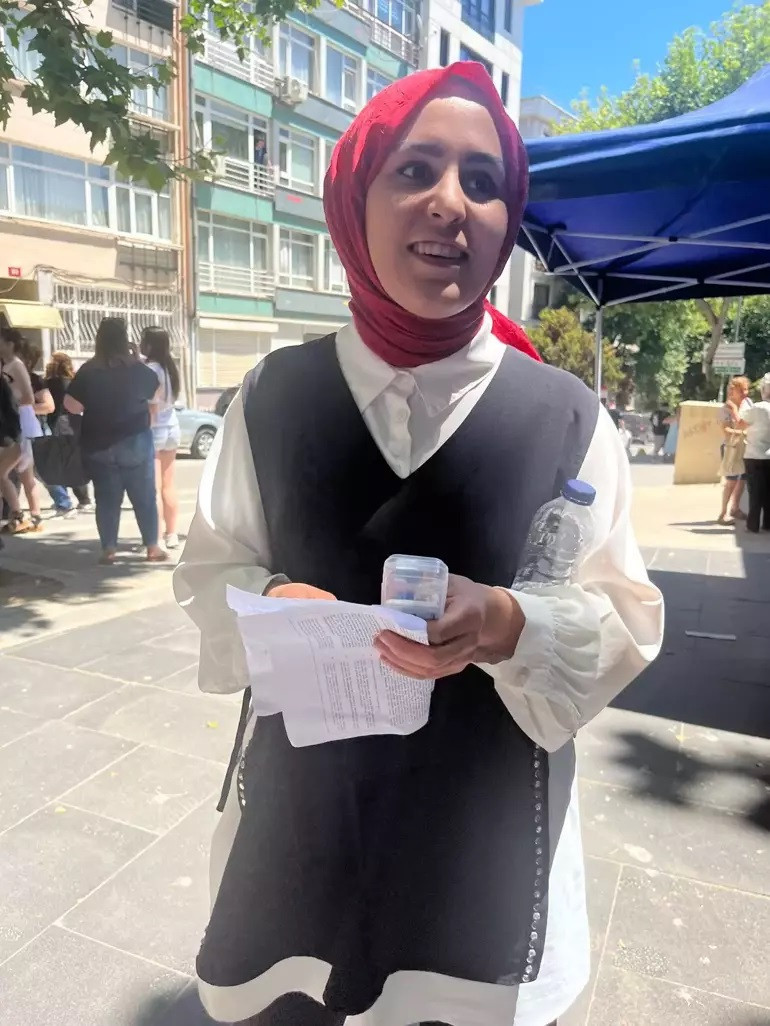 AYT KOLAY MIYDI, ZOR MUYDU YKS sınav yorumları: 2. oturum 9 Haziran 2024 || AYT ve YDT zor muydu, kolay mıydı Sınav Çıkışı Özel AYT sınavı bu yıl nasıldı YKS soru yorumları sosyal medyanın gündeminde