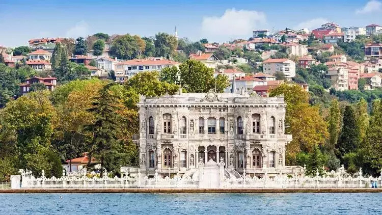 DOLMABAHÇE SARAYI