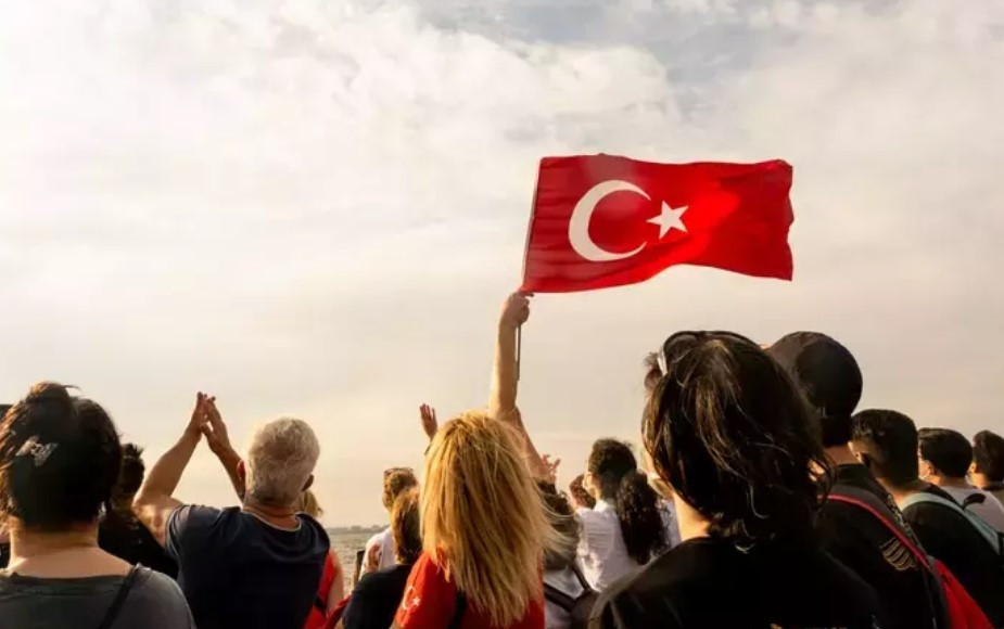 15 TEMMUZ RESMİ TATİL Mİ