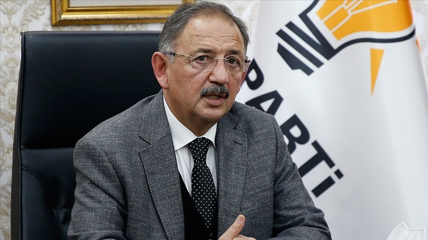 MEHMET ÖZHASEKİ KİMDİR