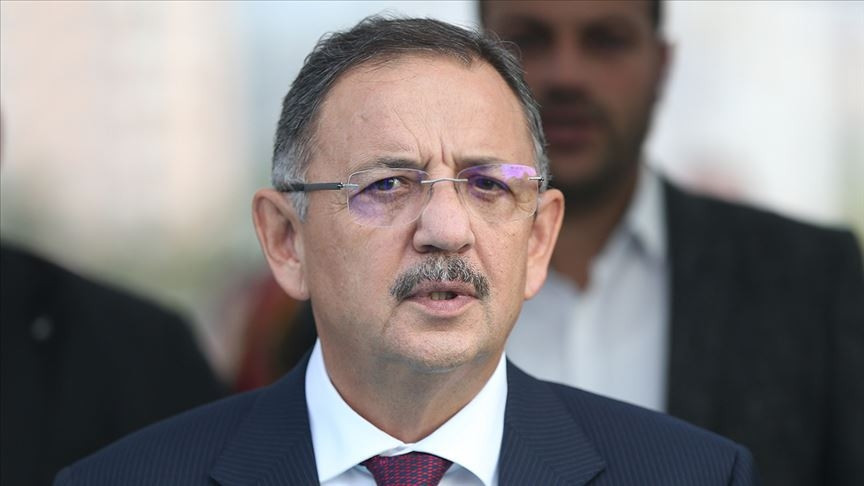 MEHMET ÖZHASEKİ KİMDİR Çevre Şehircilik ve İklim Değişikliği Bakanlığı görevinden ayrıldığını açıklayan Mehmet Özhasekinin hayatı ve biyografisi