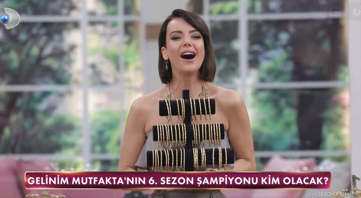 GELİNİM MUTFAKTA ŞAMPİYON KİM OLDU Sezon finali sona erdi Gelinim Mutfakta bilezikleri kim aldı, birinci kim oldu İşte Gelinim Mutfakta puan durumu GELİNİM MUTFAKTA ŞAMPİYON KİM OLDU Sezon finali sona erdi Gelinim Mutfakta bilezikleri kim aldı, birinci kim oldu İşte Gelinim Mutfakta puan durumu