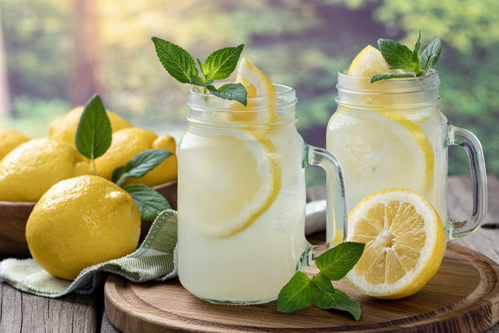 Şekersiz limonata ( 200 ml/ 65 kalori)