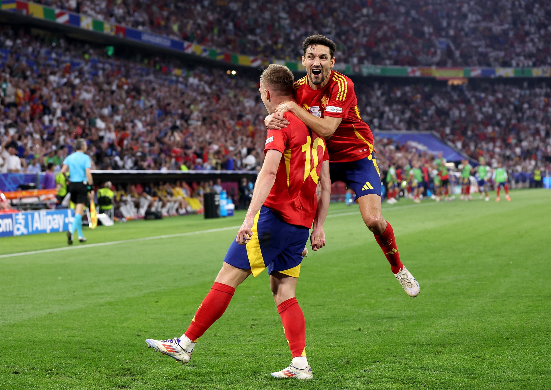 İspanya - Fransa maçında ekranlara yansımayan görüntüler