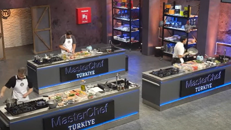 MasterChef kimler kazandı, dün gece üst tura kimler çıktı 9 Temmuz 2024 | MasterChef Türkiyede balık çorbası, Edirne tava ciğeri, deniz mahsulleri pilaki, kadayıf dolması düellosunu kazanan isimler