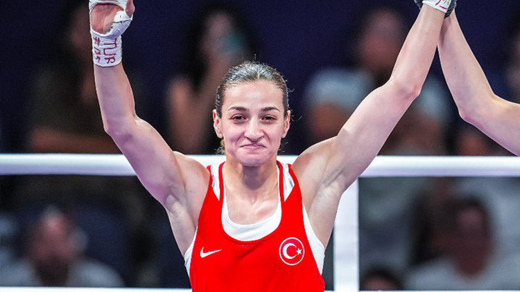 BUSE NAZ ÇAKIROĞLU KİMDİR BUSE NAZ ÇAKIROĞLU KİMDİR