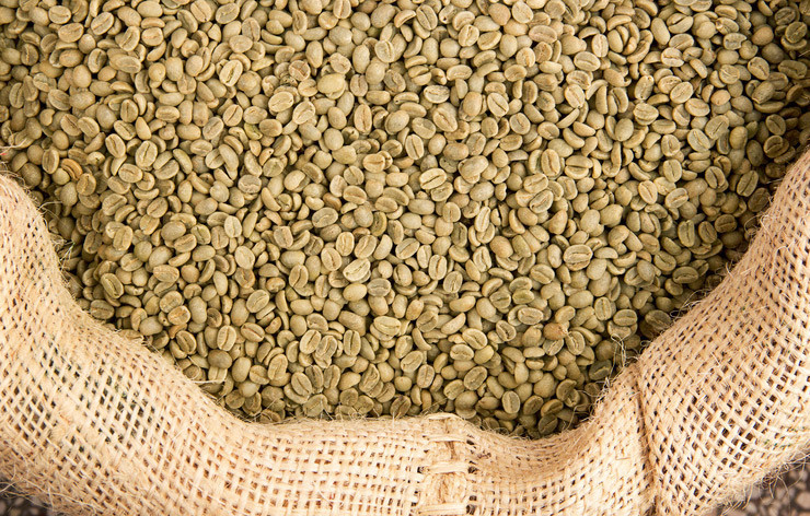 Çeşitli kimyasallar kullanılarak üretiliyor, son dönemde çok tartışılıyor Kafeinsiz kahve sağlığa zararlı mı