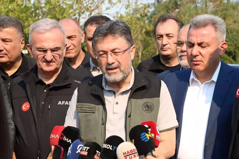 BAKAN YUMAKLI: KİBRİT DAHİ ÇAKMAYALIM