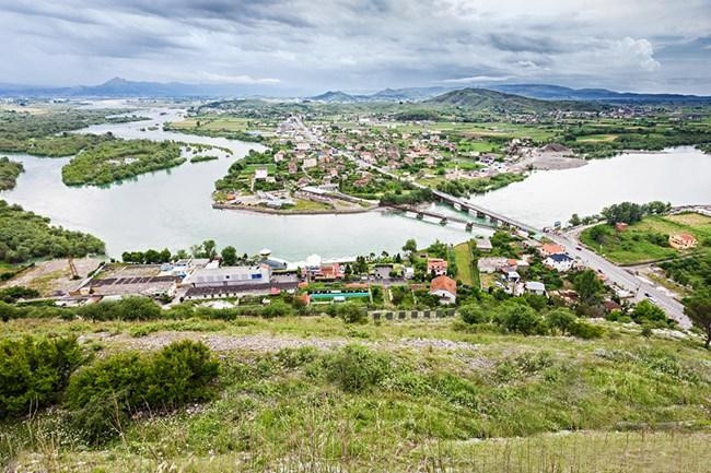 27. Arnavutluk