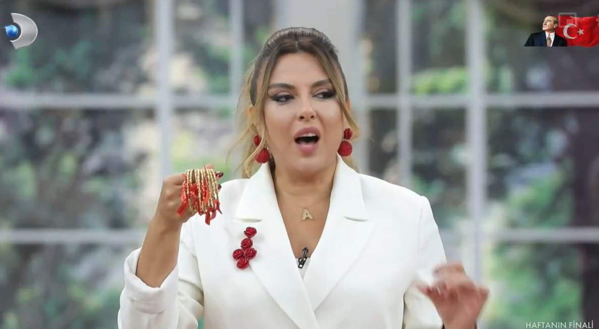 GELİNİM MUTFAKTA 30 AĞUSTOS 2024 PUAN DURUMU (TOPLAM) || Gözyaşları sel oldu Gelinim Mutfakta kim elendi, 10 altın bileziği kim aldı