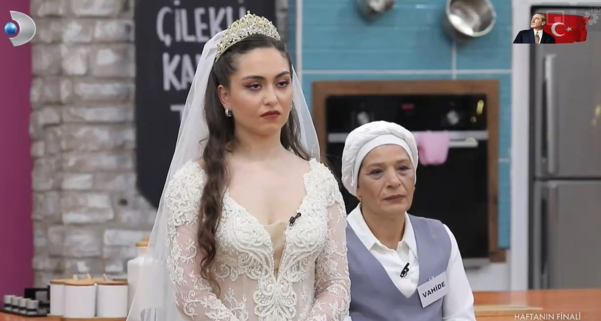 GELİNİM MUTFAKTA KİM ELENDİ