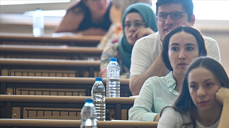 KADIN BAŞVURU SAYISI DAHA ÇOK KADIN BAŞVURU SAYISI DAHA ÇOK