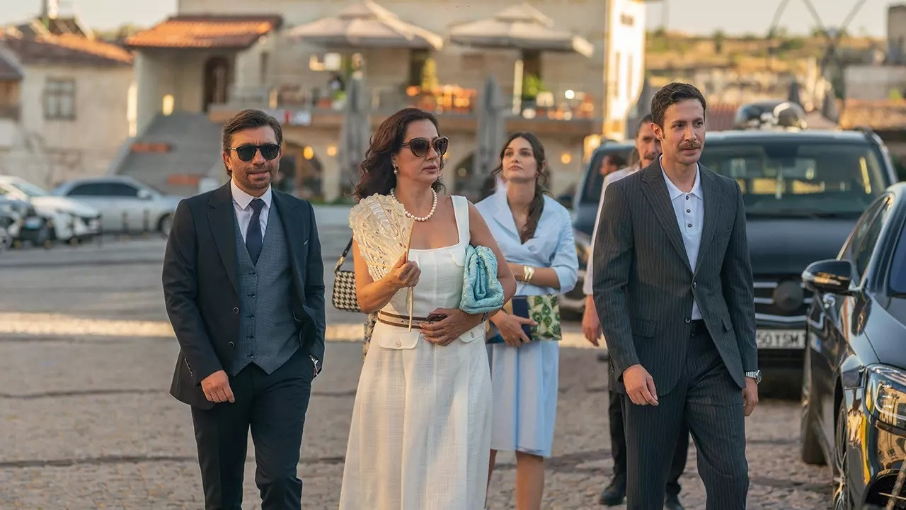 Güzel Aşklar Diyarı konusu ve oyuncuları: Güzel Aşklar Diyarı dizisi ne zaman başlayacak, nerede çekiliyor Fragmanı ses getirdi Güzel Aşklar Diyarı konusu ve oyuncuları: Güzel Aşklar Diyarı dizisi ne zaman başlayacak, nerede çekiliyor Fragmanı ses getirdi